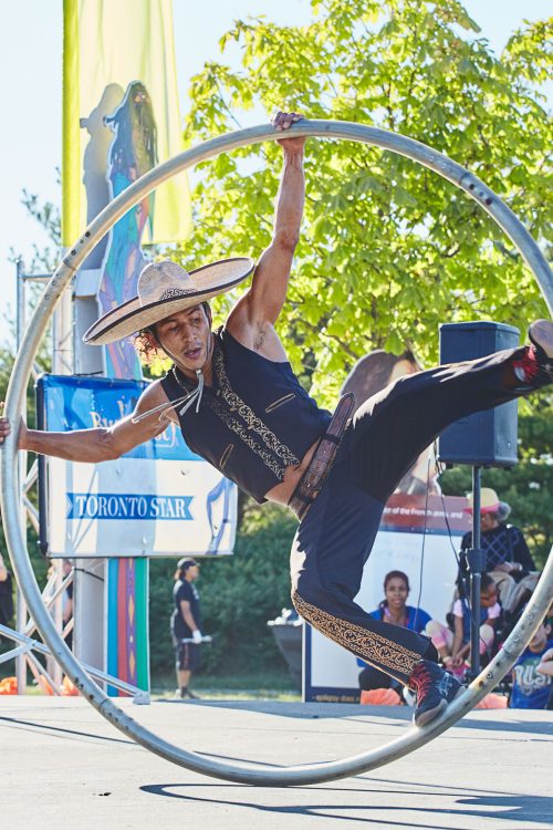 Portrait and Live Event/Music photographer based out of Ottawa and Toronto.