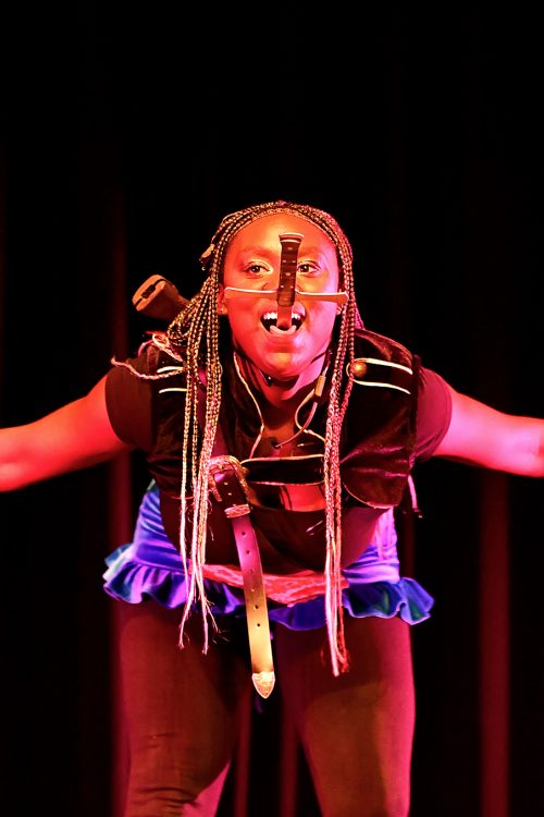 sword swallower 2019